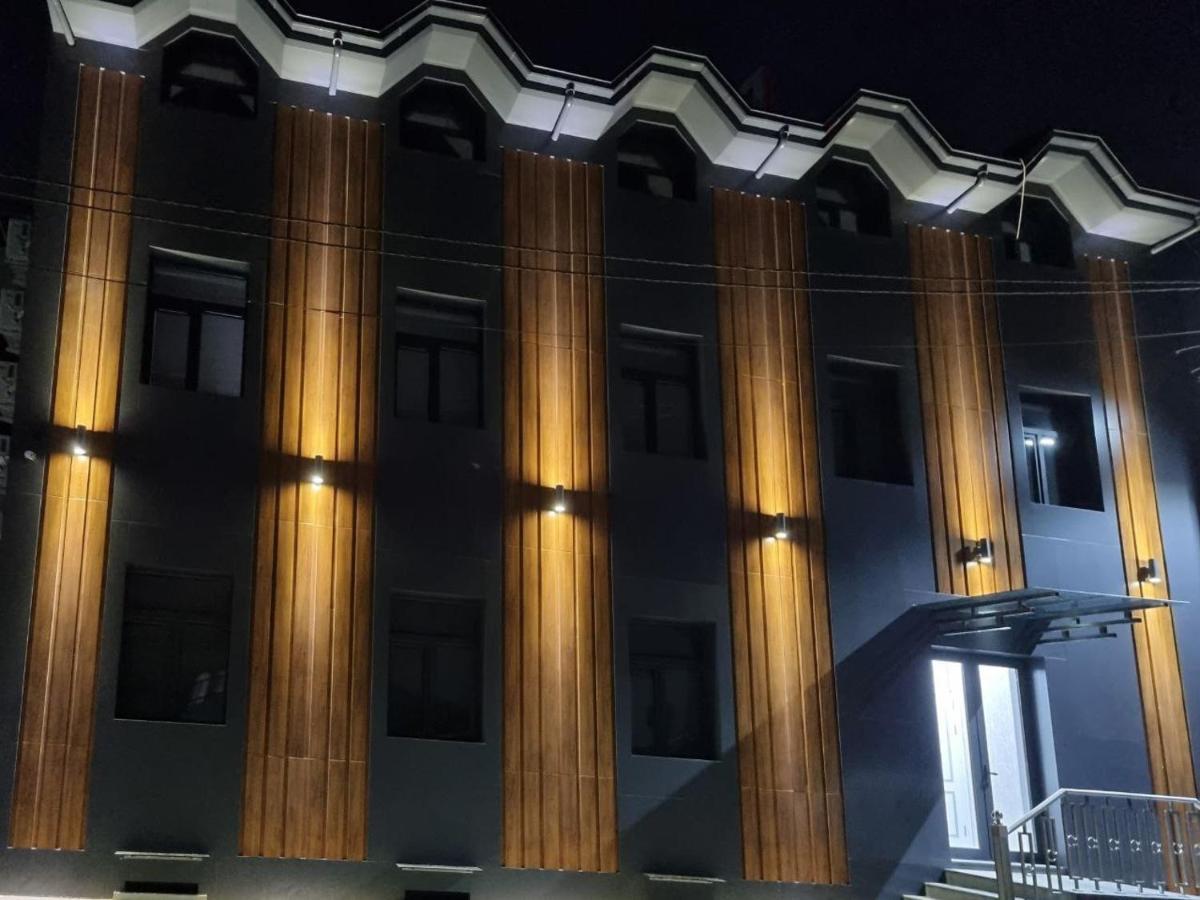 Revel Hotel Tasjkent Buitenkant foto
