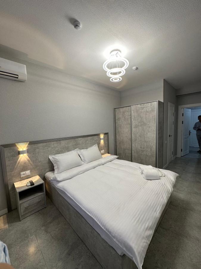 Revel Hotel Tasjkent Buitenkant foto